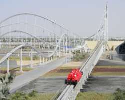 To add icing on the cake, the park also has the world's faster roller coaster named Formula Rossa which runs at a speed of 240 kilometers per hour. Yo